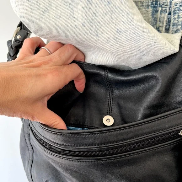 Stone Mountain Black Leather  Crossbody Bag - Picture 10 of 15